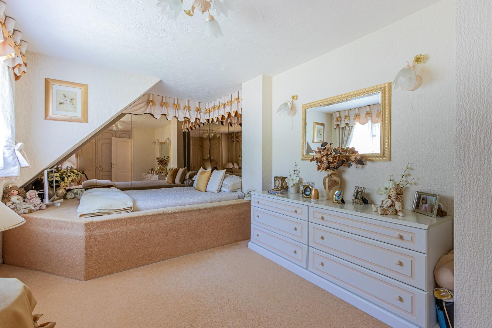 MILL ROAD, LISVANE, CARDIFF Jeffrey Ross Estate Agents